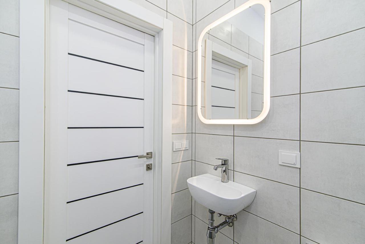 Welcoming Studio In Historic Vilnius With Free Parking By Urban Rentアパートメント エクステリア 写真